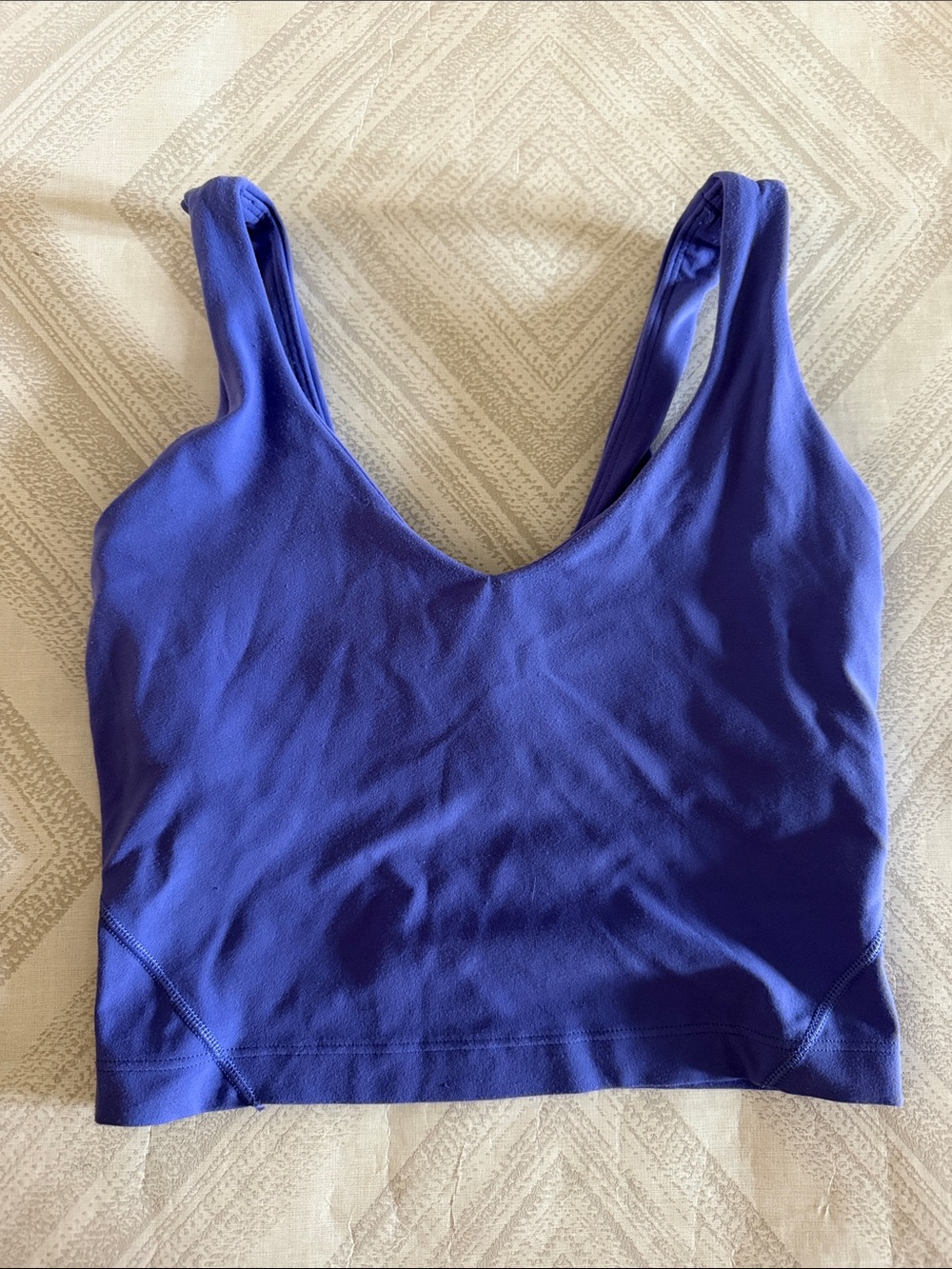 Lululemon Purple Cropped Tank Top Built-In Bra Size 0 V Neck Yoga Workout